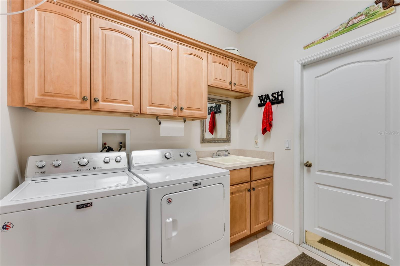 1235 LEXINGTON PKWY, APOPKA, FL, 32712