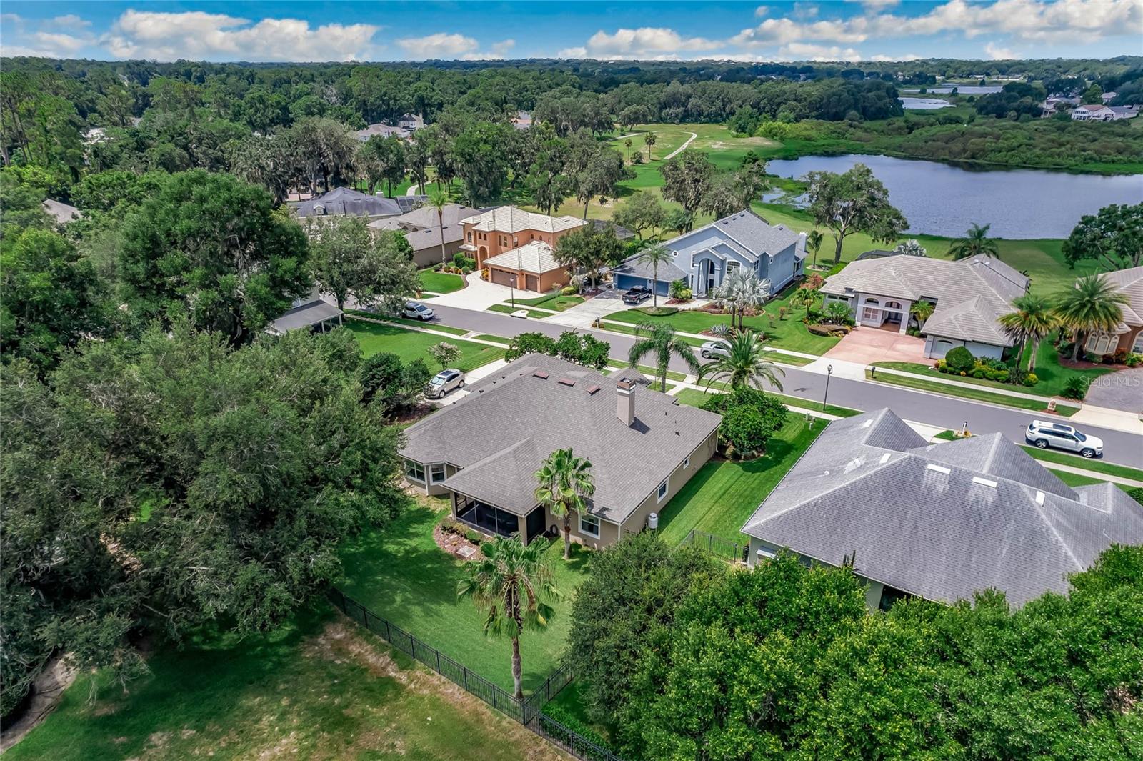 1235 LEXINGTON PKWY, APOPKA, FL, 32712