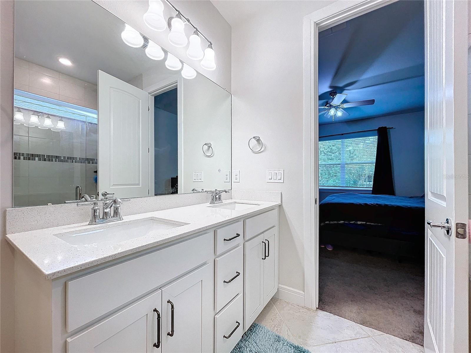 6119 BRADFORD WOODS DR, ZEPHYRHILLS, FL, 33542
