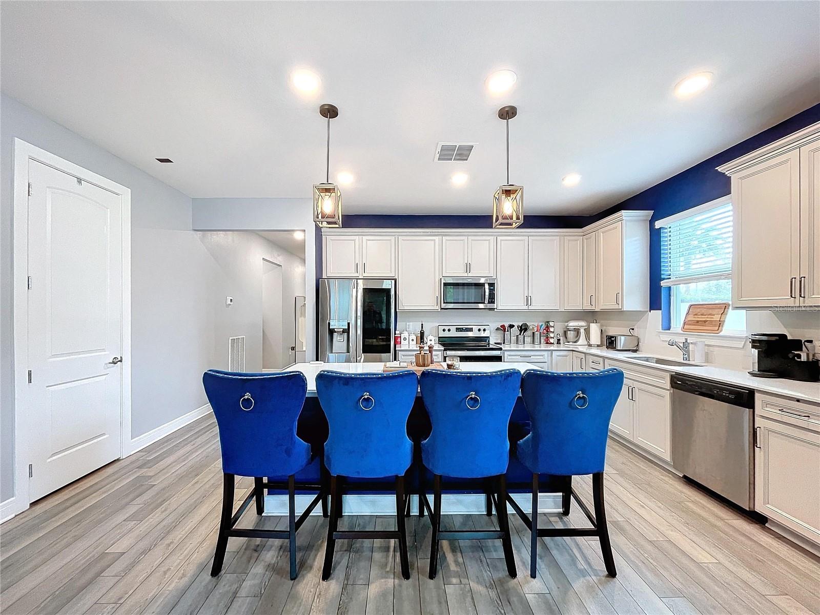 6119 BRADFORD WOODS DR, ZEPHYRHILLS, FL, 33542