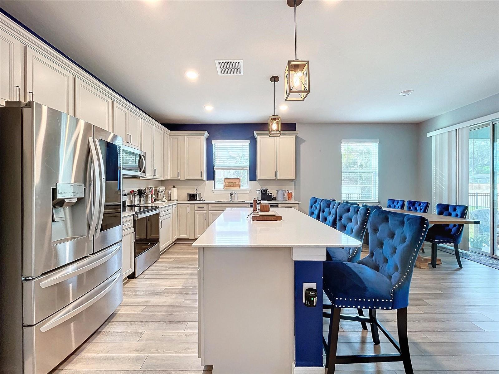 6119 BRADFORD WOODS DR, ZEPHYRHILLS, FL, 33542