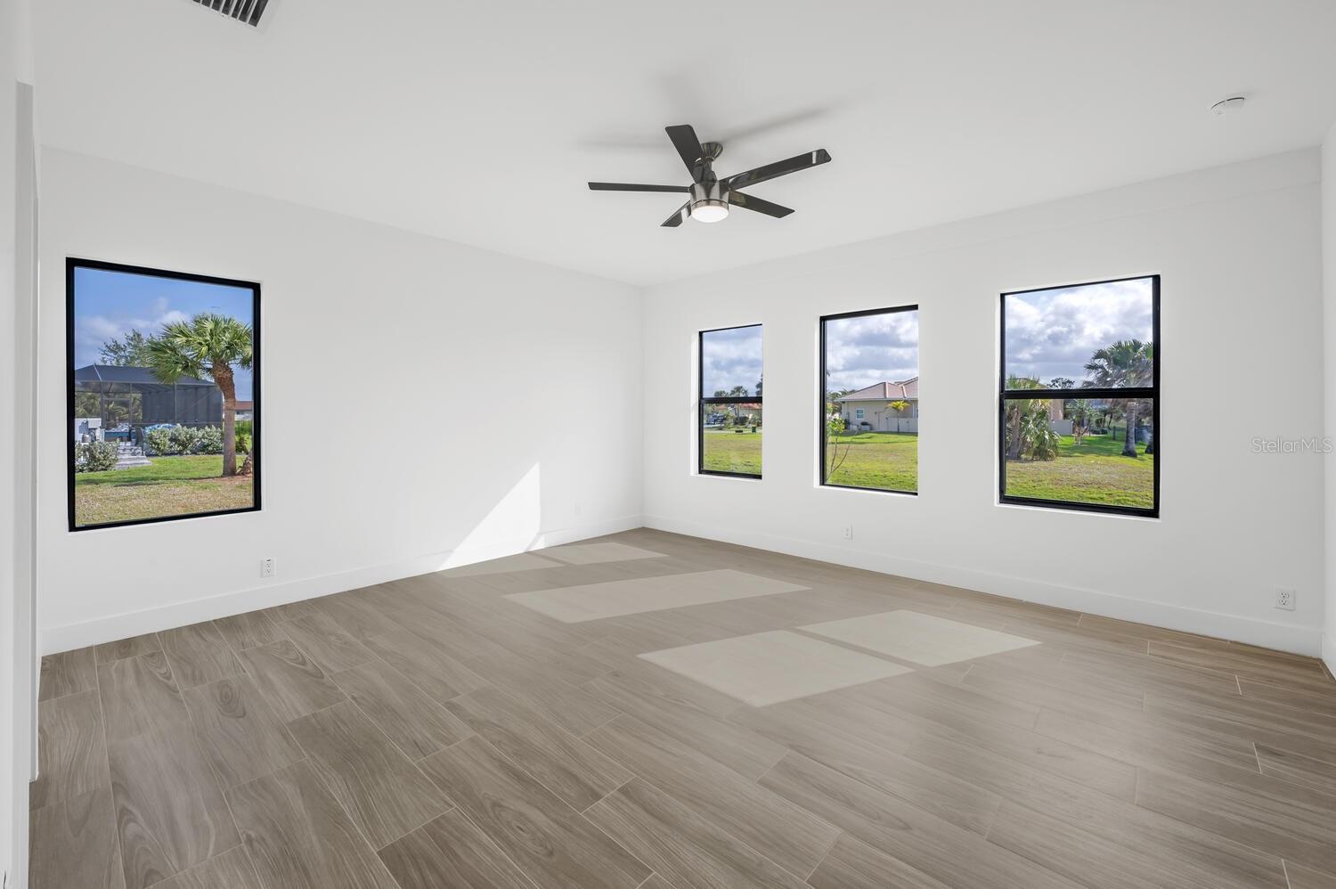 16440 CAPE HORN BLVD, PUNTA GORDA, FL, 33955