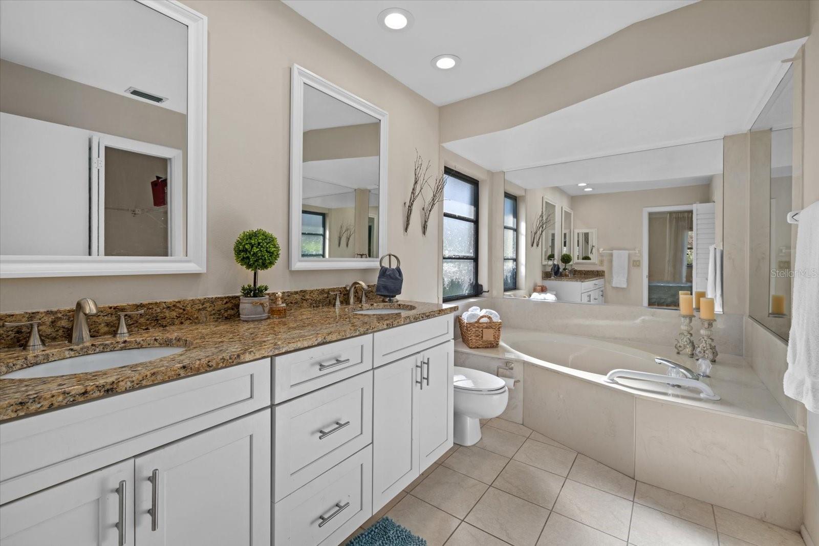 7245 WOOD CREEK DR #29, SARASOTA, FL, 34231