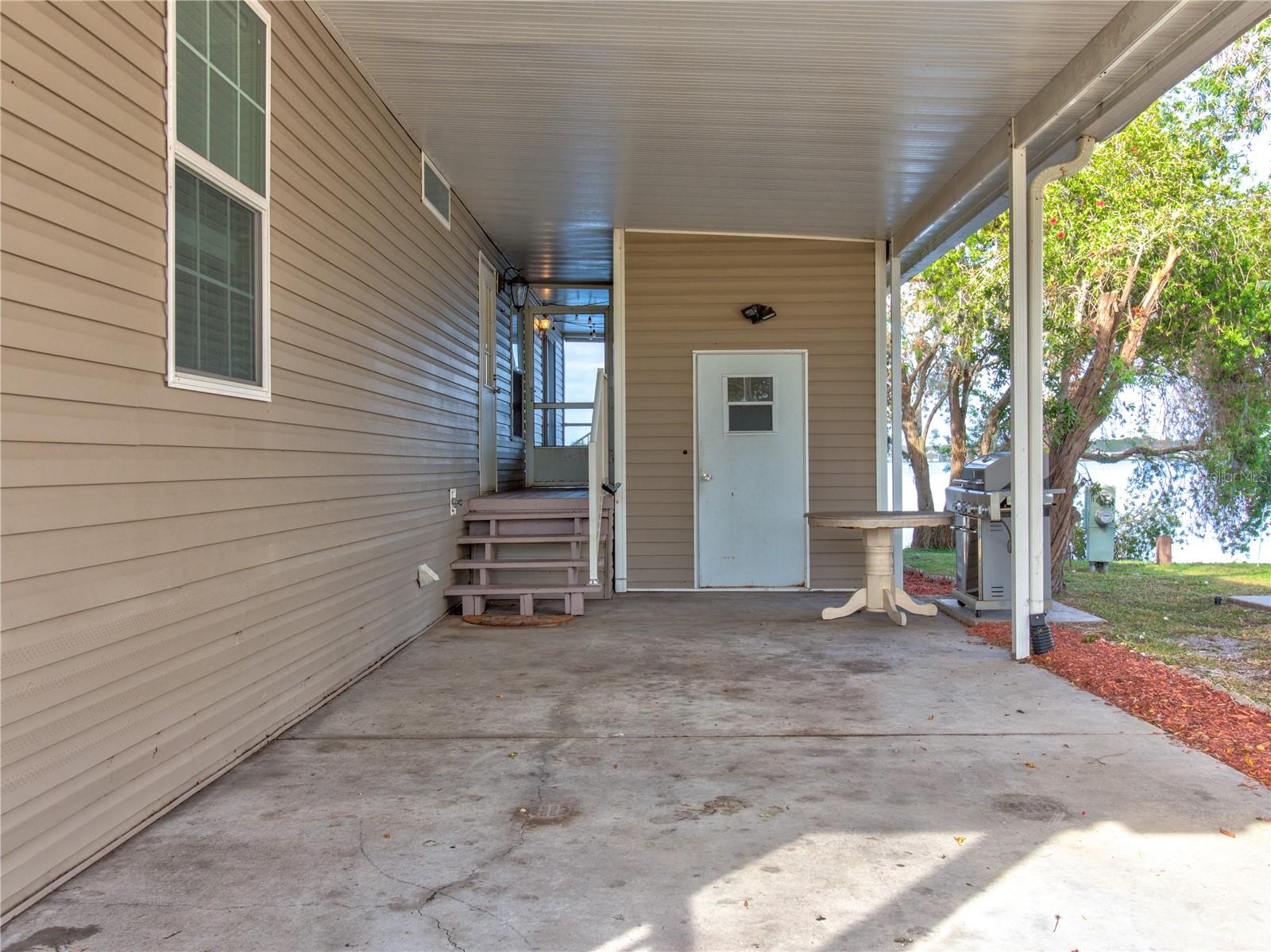 8676 FANTASIA PARK WAY, RIVERVIEW, FL, 33578
