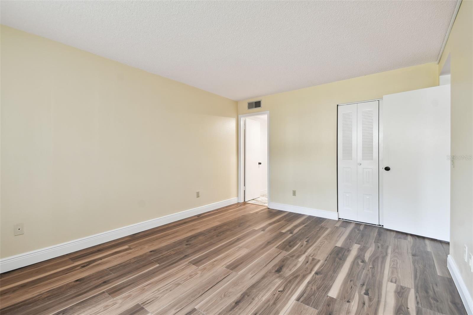 820 VIRGINIA ST #202, DUNEDIN, FL, 34698