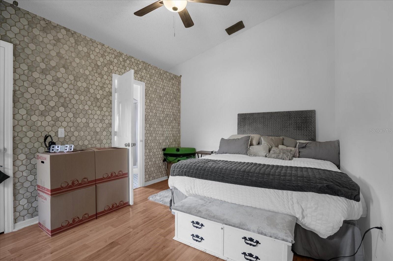 593 LELAND DR, DELTONA, FL, 32725
