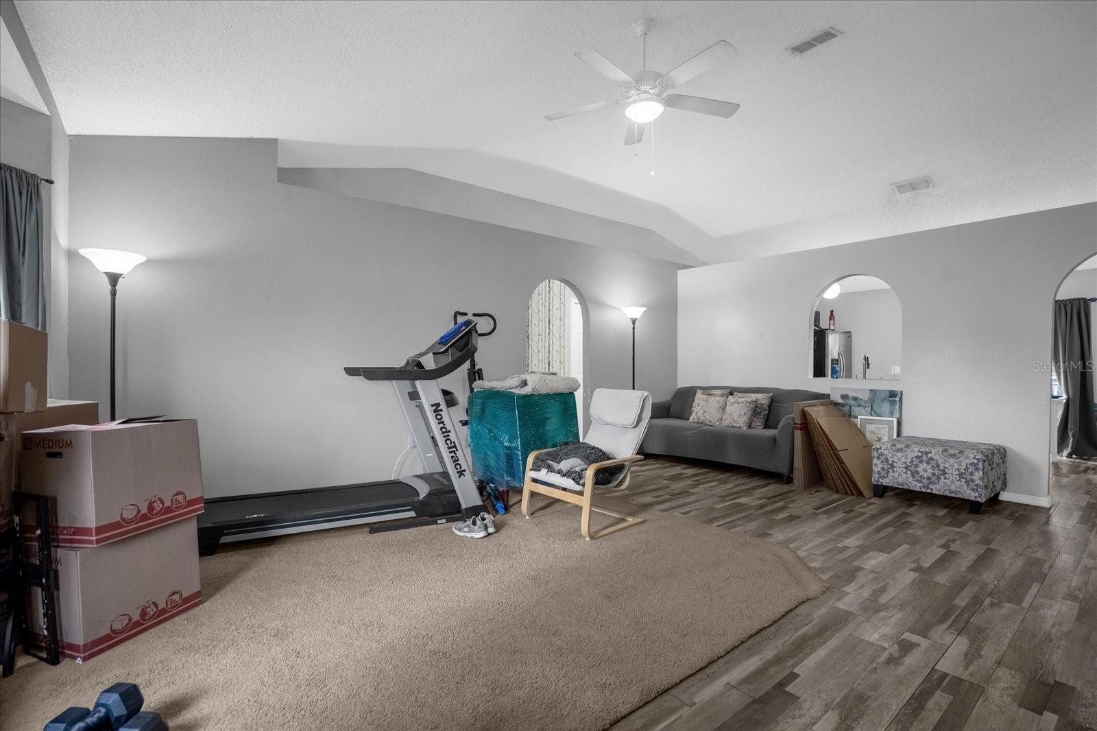 593 LELAND DR, DELTONA, FL, 32725