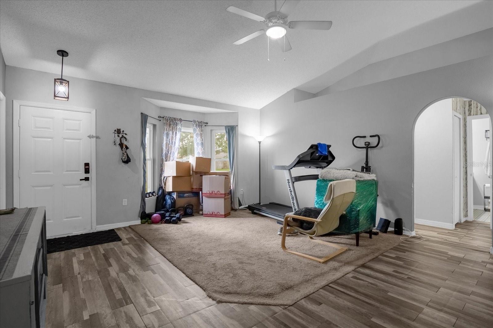 593 LELAND DR, DELTONA, FL, 32725