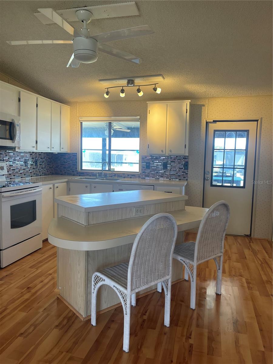 6234 PARAKEET RD, ENGLEWOOD, FL, 34224