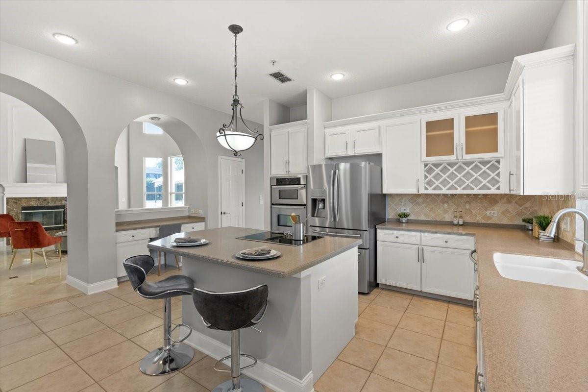 9668 LOBLOLLY PINE CIR, ORLANDO, FL, 32827