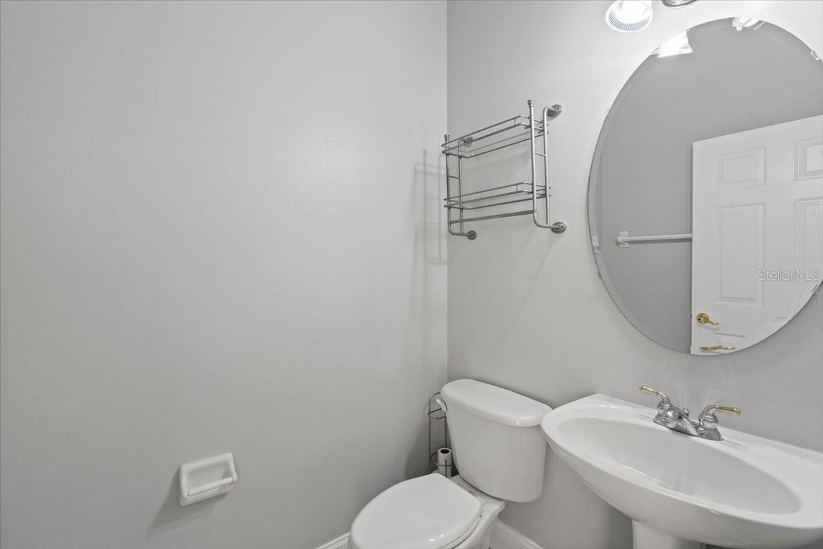 9668 LOBLOLLY PINE CIR, ORLANDO, FL, 32827