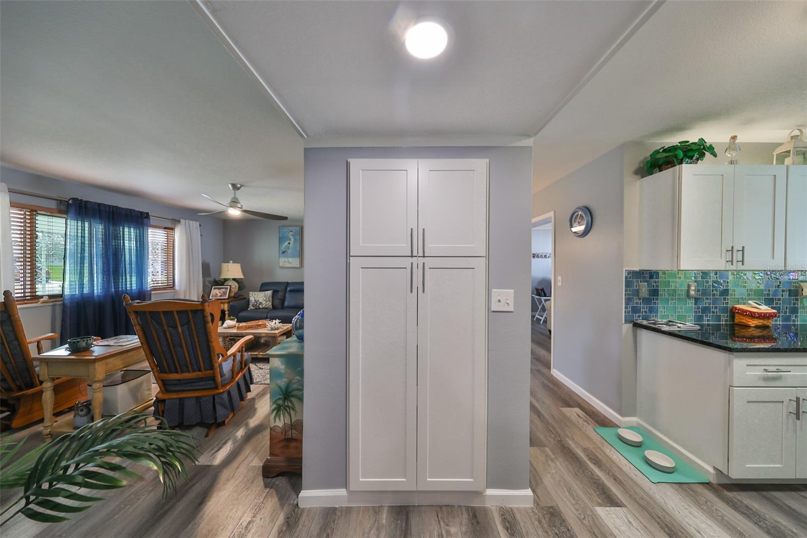 701 DESERT HILLS WAY, SUN CITY CENTER, FL, 33573