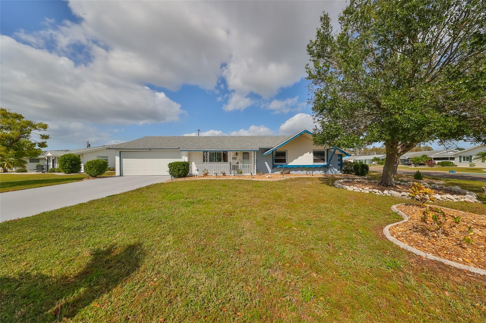 701 DESERT HILLS WAY, SUN CITY CENTER, FL, 33573