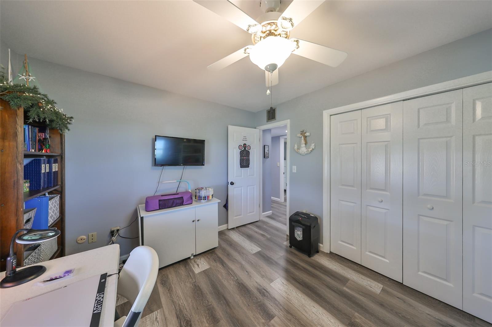 701 DESERT HILLS WAY, SUN CITY CENTER, FL, 33573