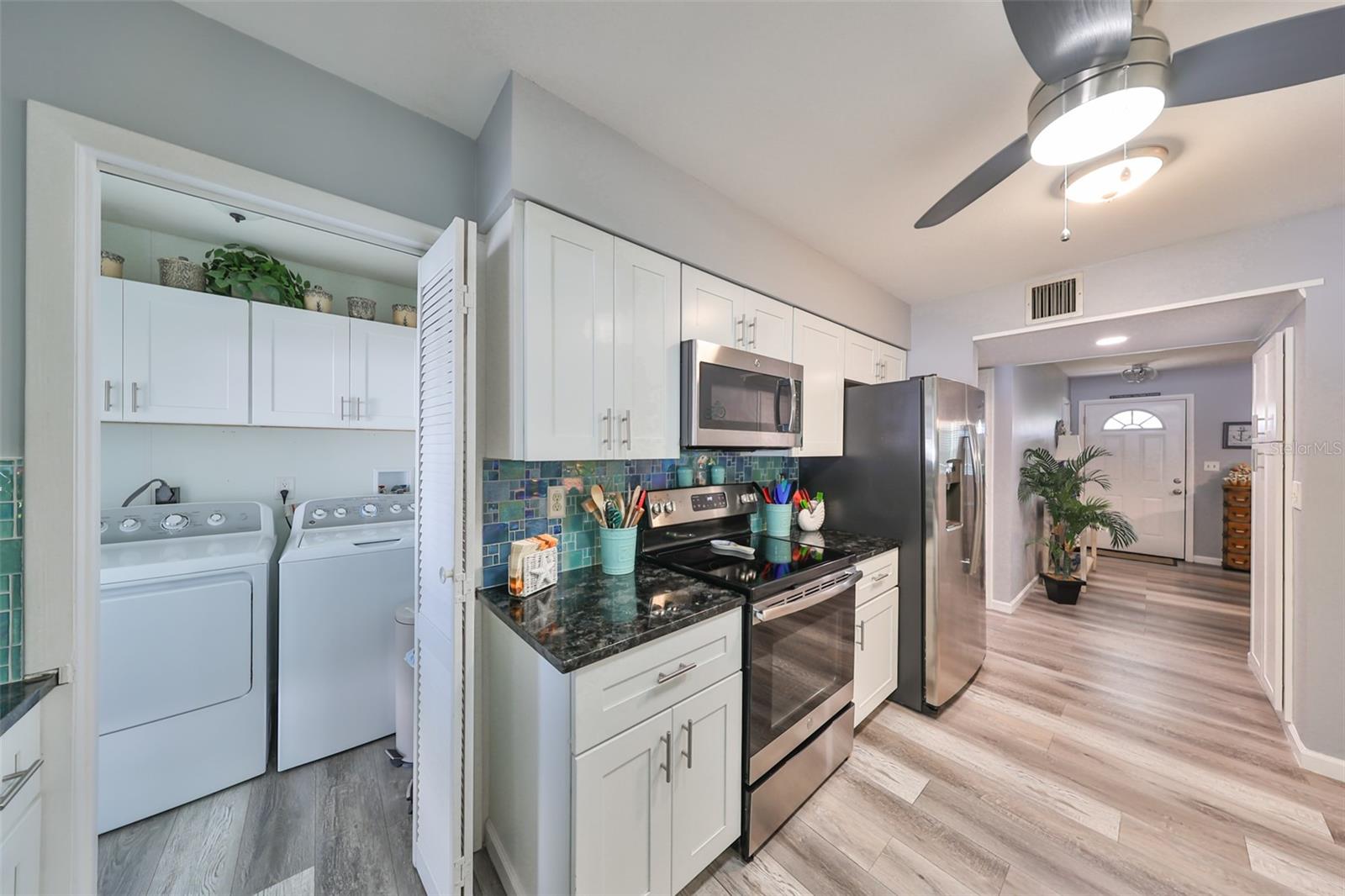 701 DESERT HILLS WAY, SUN CITY CENTER, FL, 33573