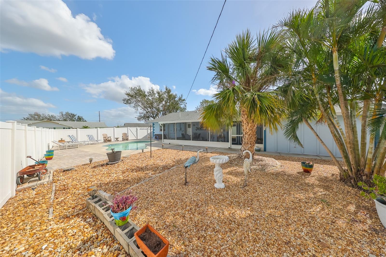 701 DESERT HILLS WAY, SUN CITY CENTER, FL, 33573