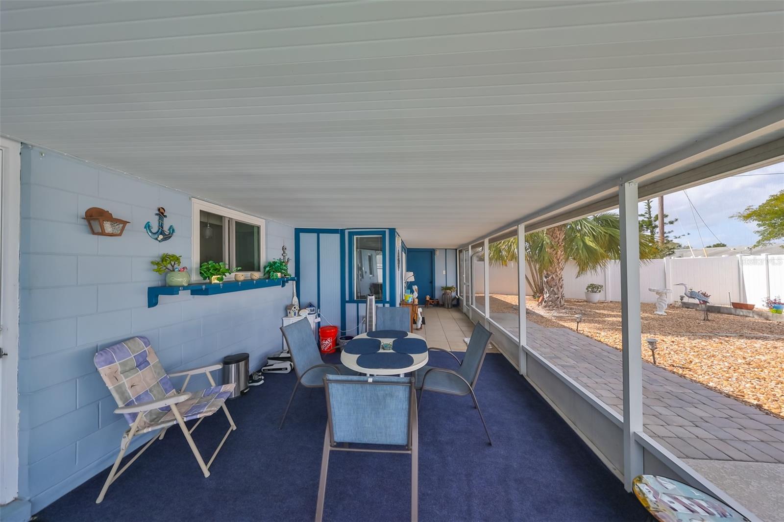 701 DESERT HILLS WAY, SUN CITY CENTER, FL, 33573