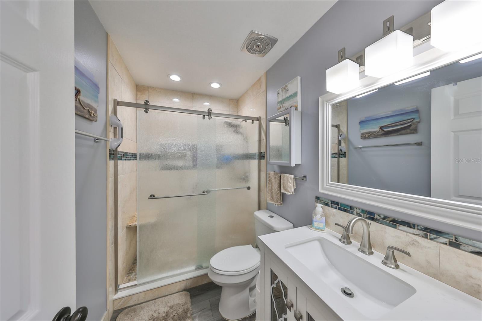 701 DESERT HILLS WAY, SUN CITY CENTER, FL, 33573