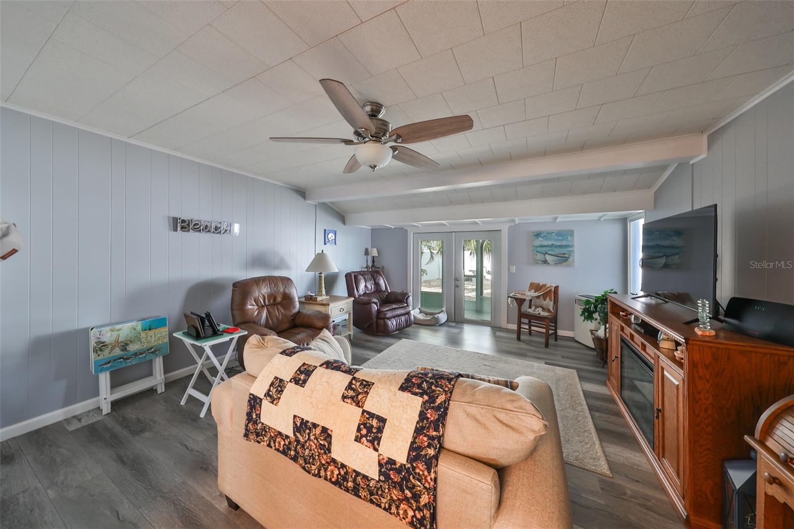701 DESERT HILLS WAY, SUN CITY CENTER, FL, 33573