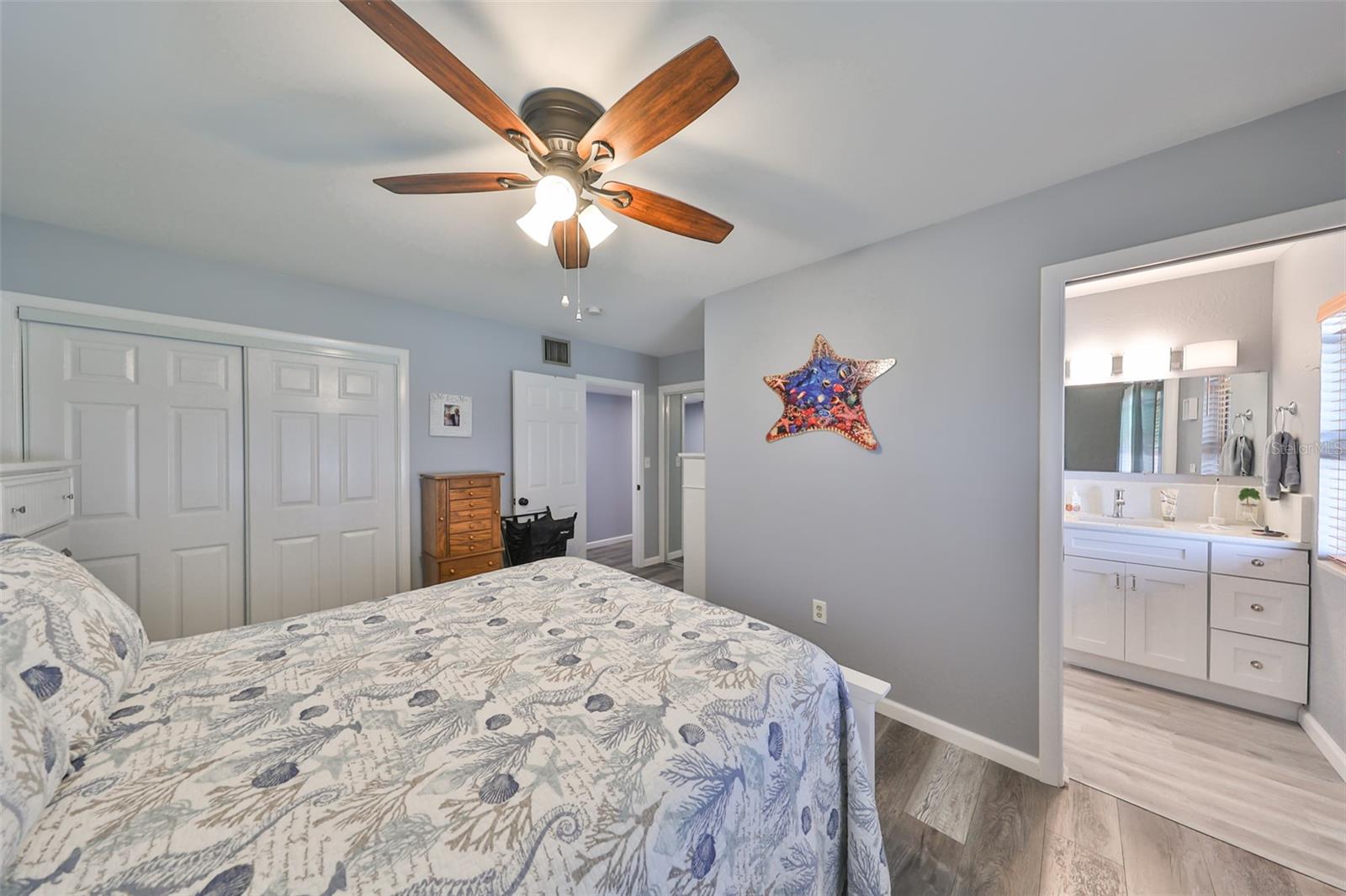 701 DESERT HILLS WAY, SUN CITY CENTER, FL, 33573