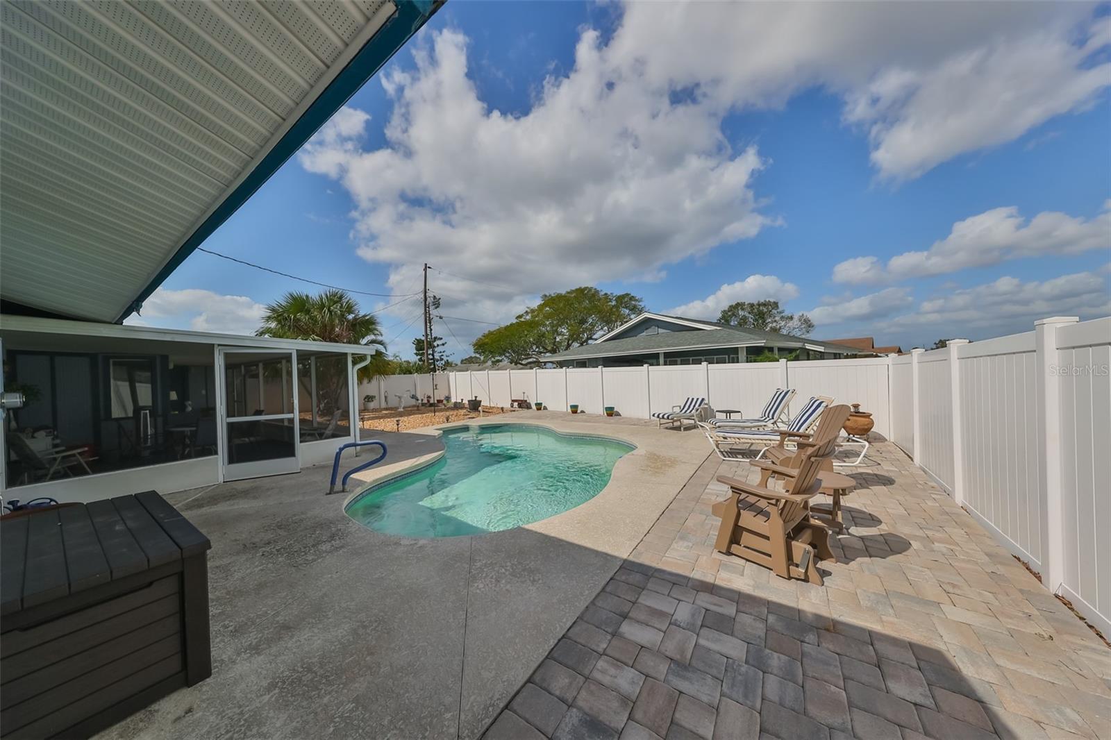 701 DESERT HILLS WAY, SUN CITY CENTER, FL, 33573