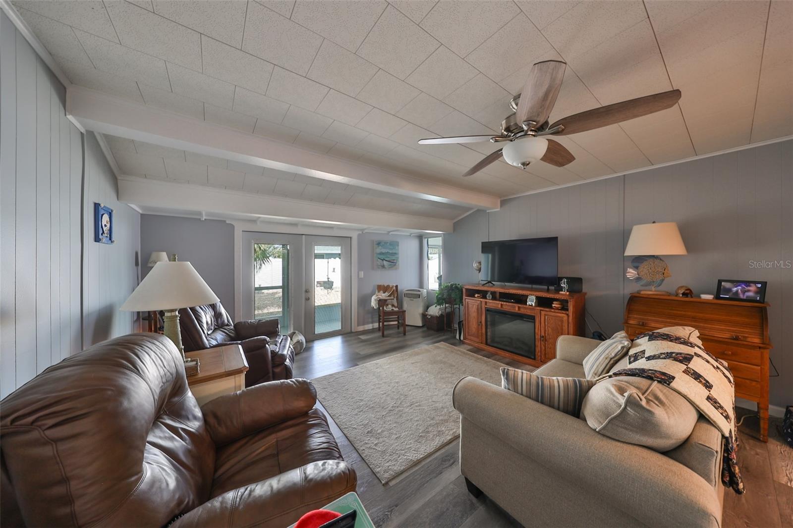 701 DESERT HILLS WAY, SUN CITY CENTER, FL, 33573