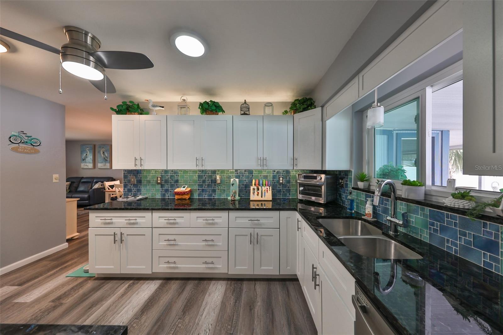 701 DESERT HILLS WAY, SUN CITY CENTER, FL, 33573