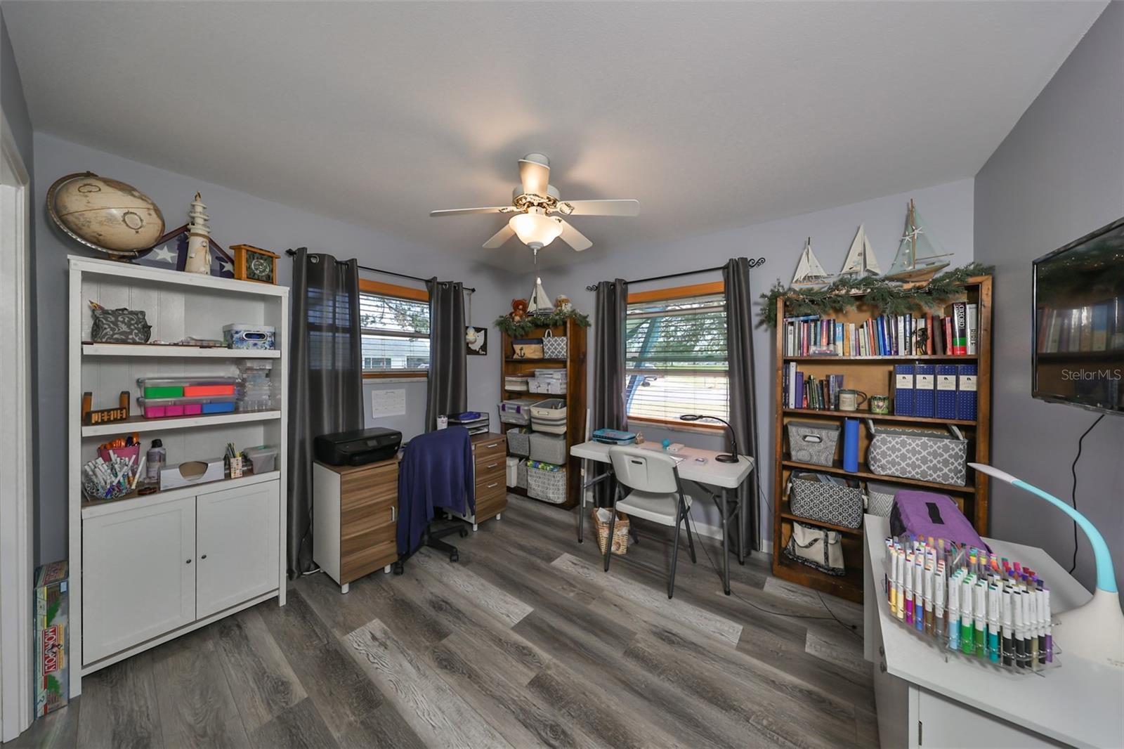 701 DESERT HILLS WAY, SUN CITY CENTER, FL, 33573