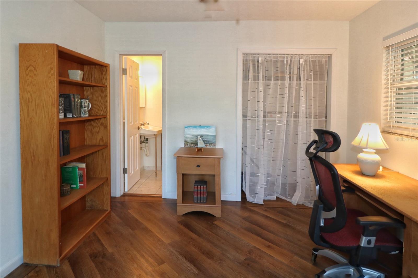 218 6TH AVE SW, RUSKIN, FL, 33570