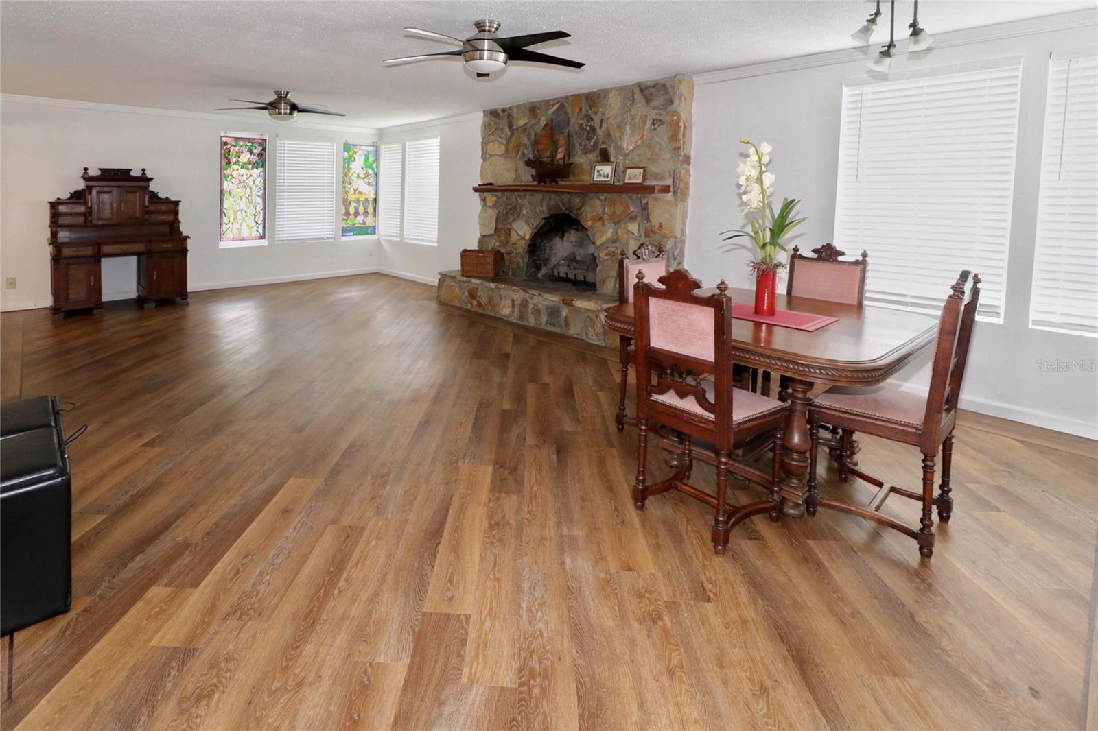 218 6TH AVE SW, RUSKIN, FL, 33570