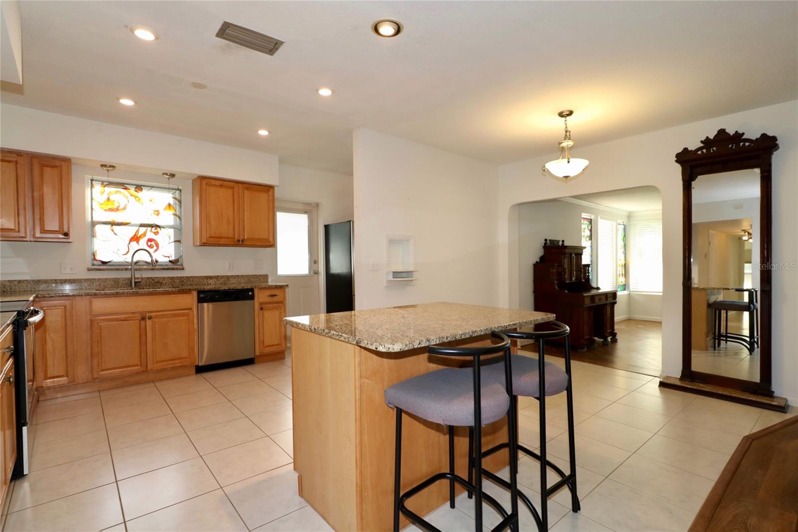 218 6TH AVE SW, RUSKIN, FL, 33570