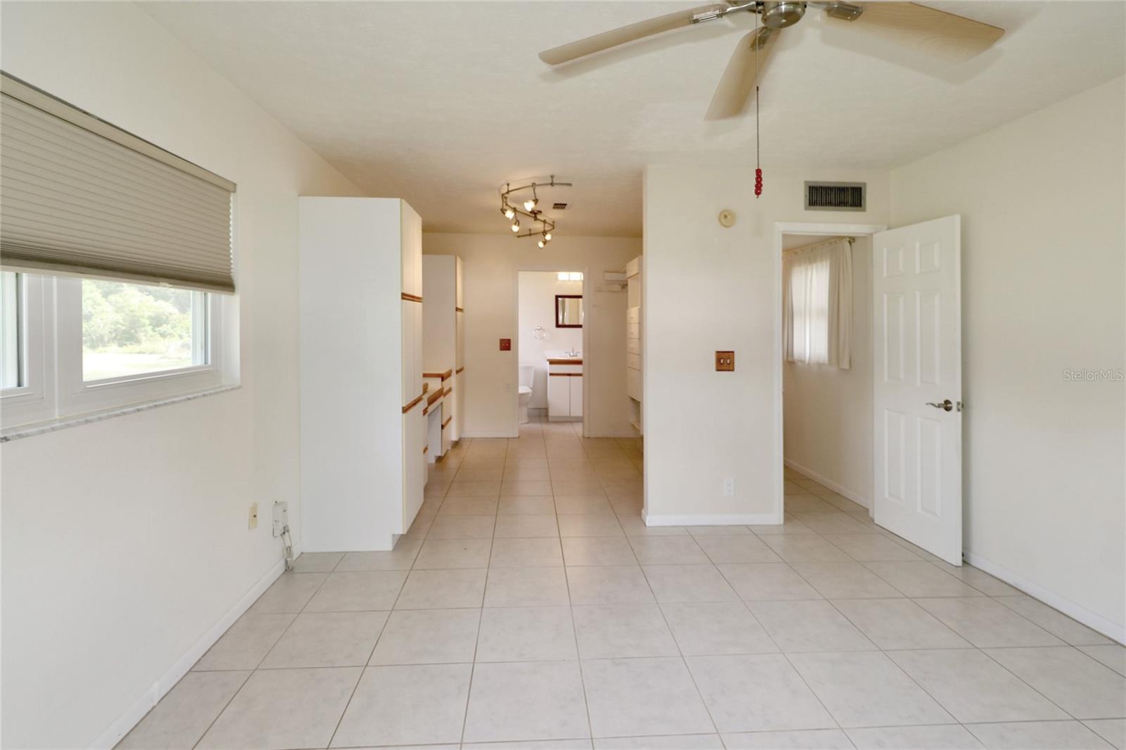 218 6TH AVE SW, RUSKIN, FL, 33570