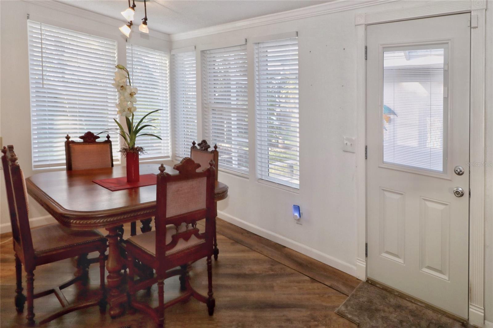 218 6TH AVE SW, RUSKIN, FL, 33570