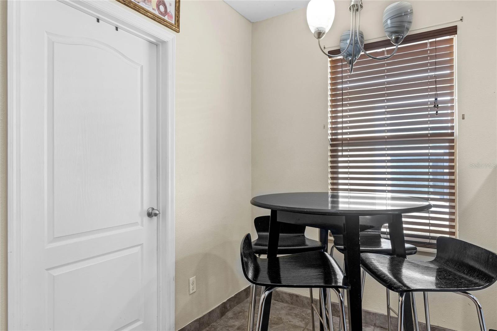 2430 NORWOOD PL, TAVARES, FL, 32778