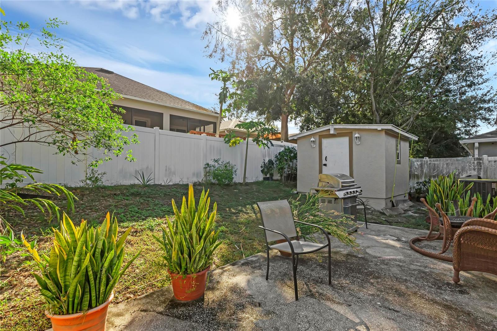 2430 NORWOOD PL, TAVARES, FL, 32778