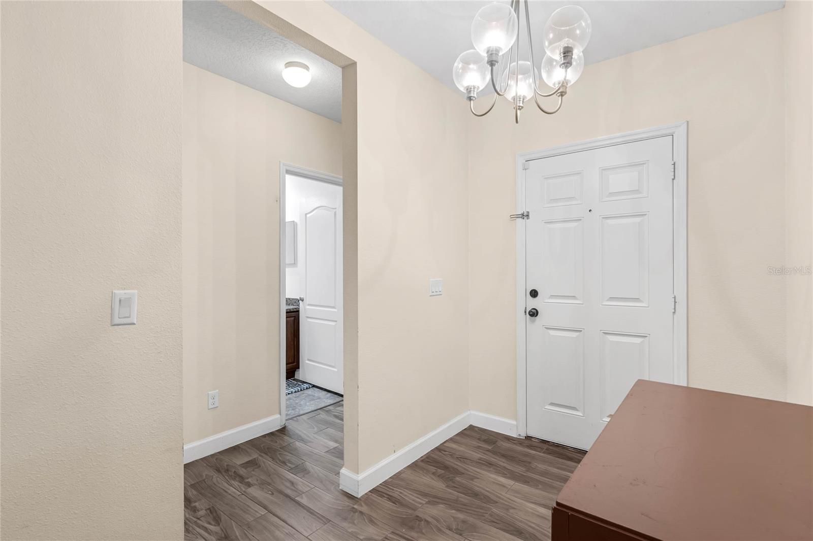 2430 NORWOOD PL, TAVARES, FL, 32778
