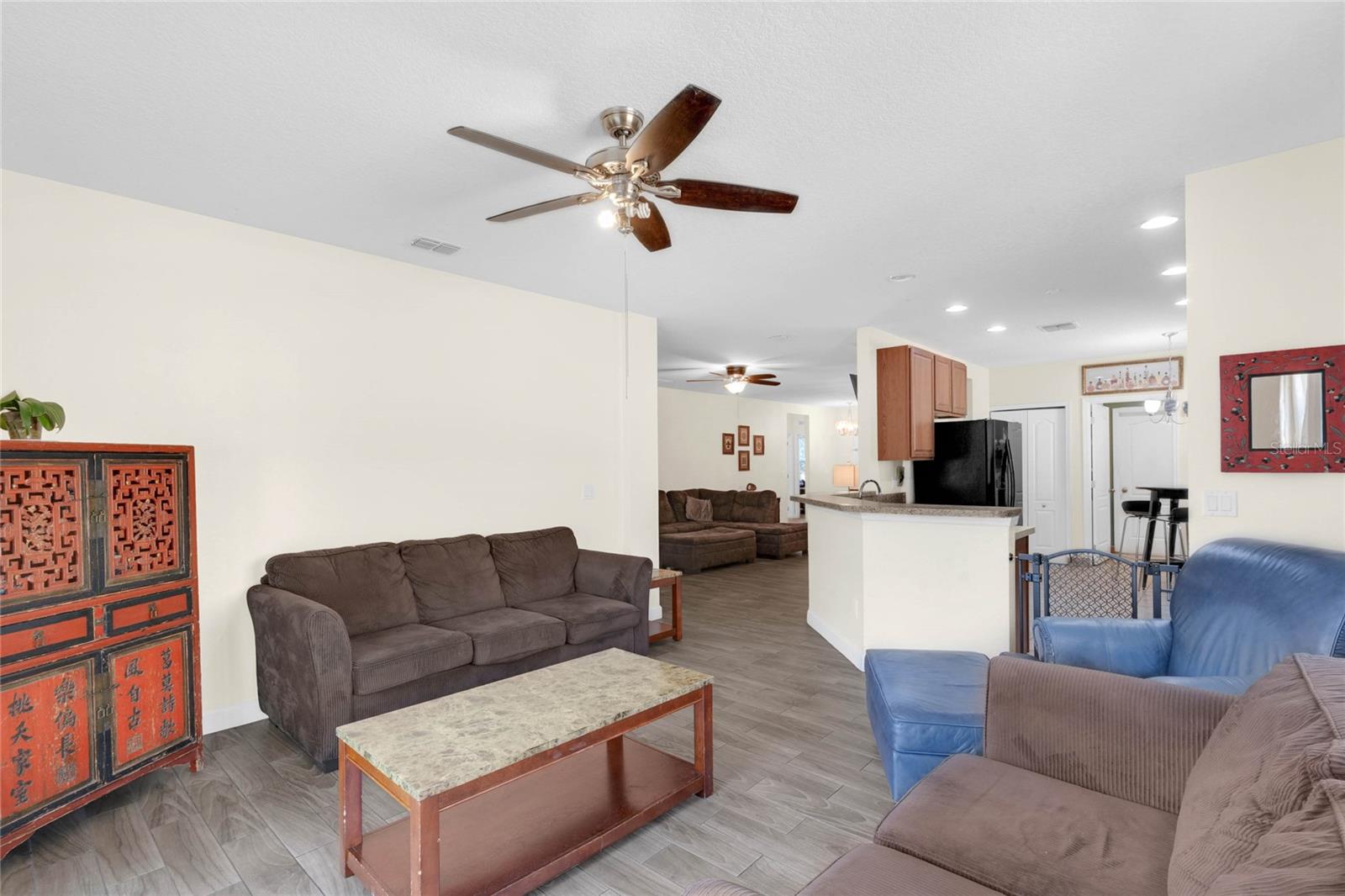 2430 NORWOOD PL, TAVARES, FL, 32778
