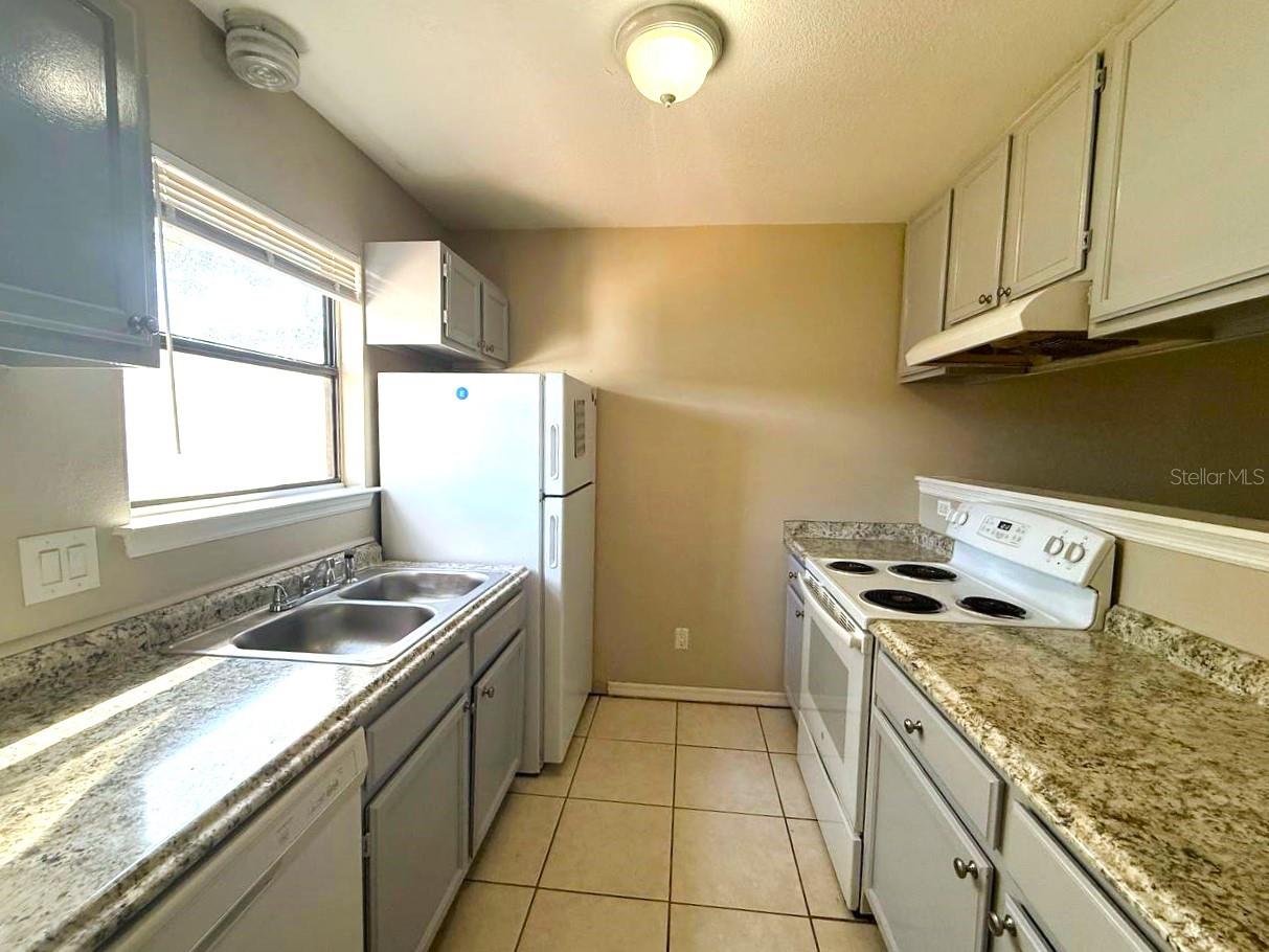 2302 MAKI RD #41, PLANT CITY, FL, 33563