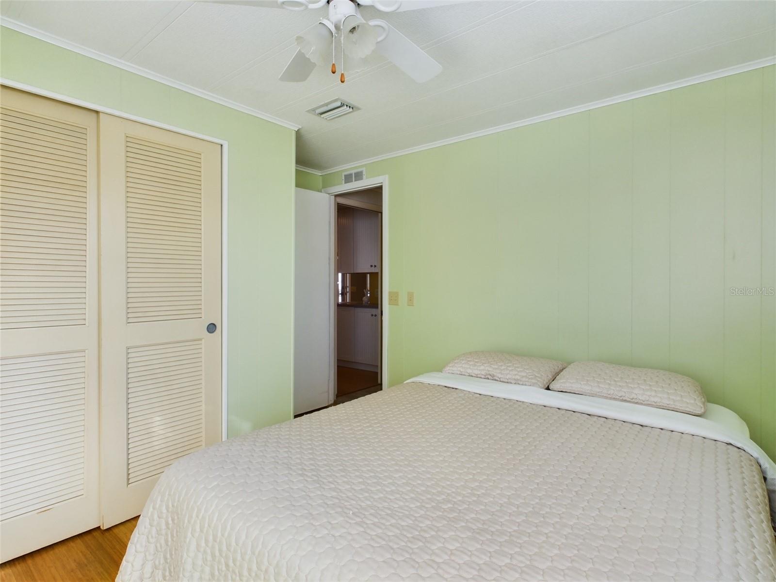12501 ULMERTON RD #82, LARGO, FL, 33774
