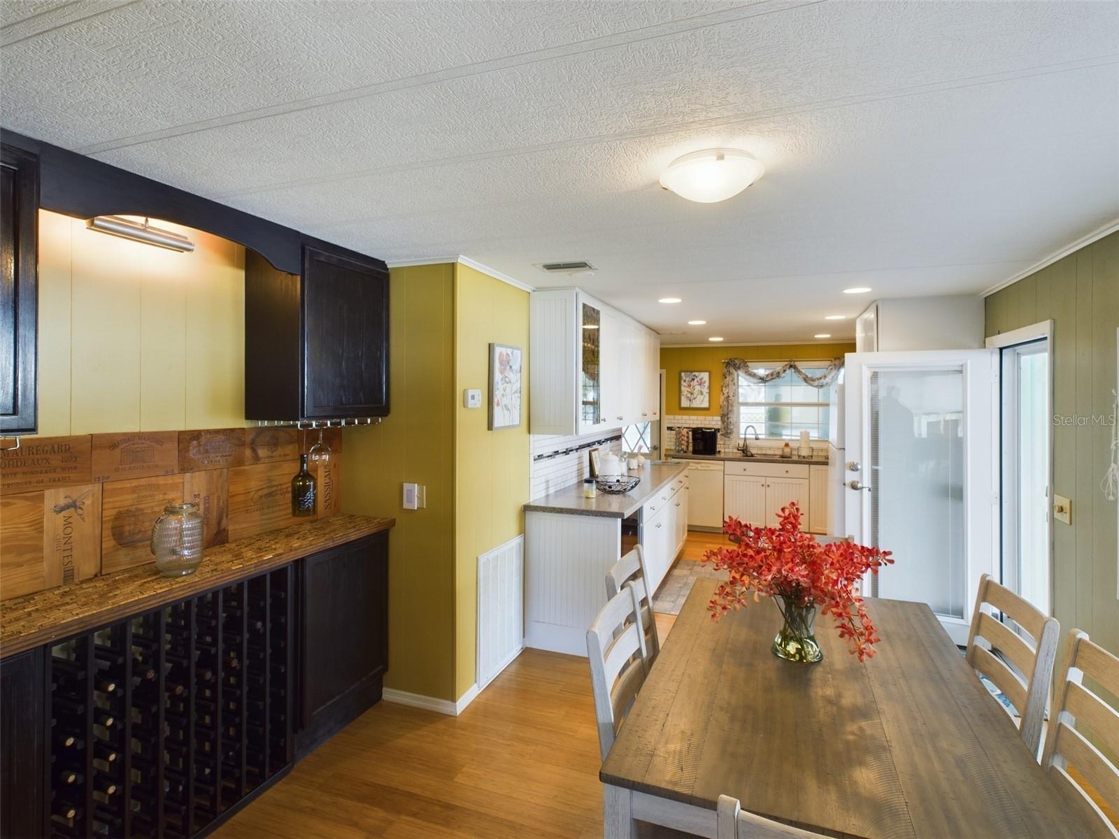 12501 ULMERTON RD #82, LARGO, FL, 33774