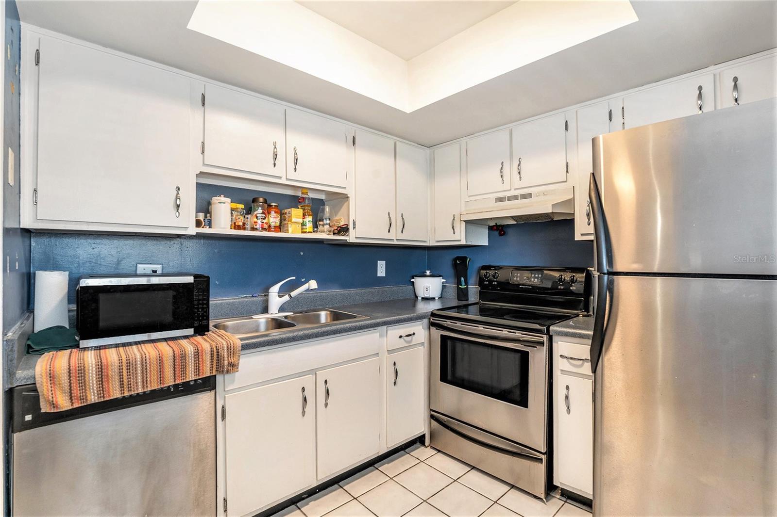 6328 NEWTOWN CIR #28B3, TAMPA, FL, 33615