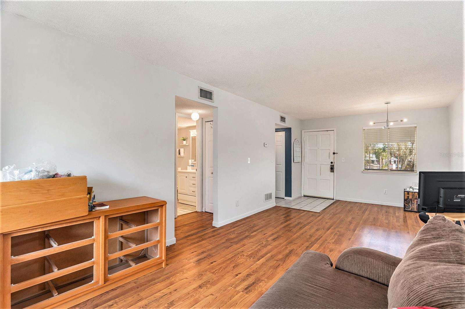 6328 NEWTOWN CIR #28B3, TAMPA, FL, 33615