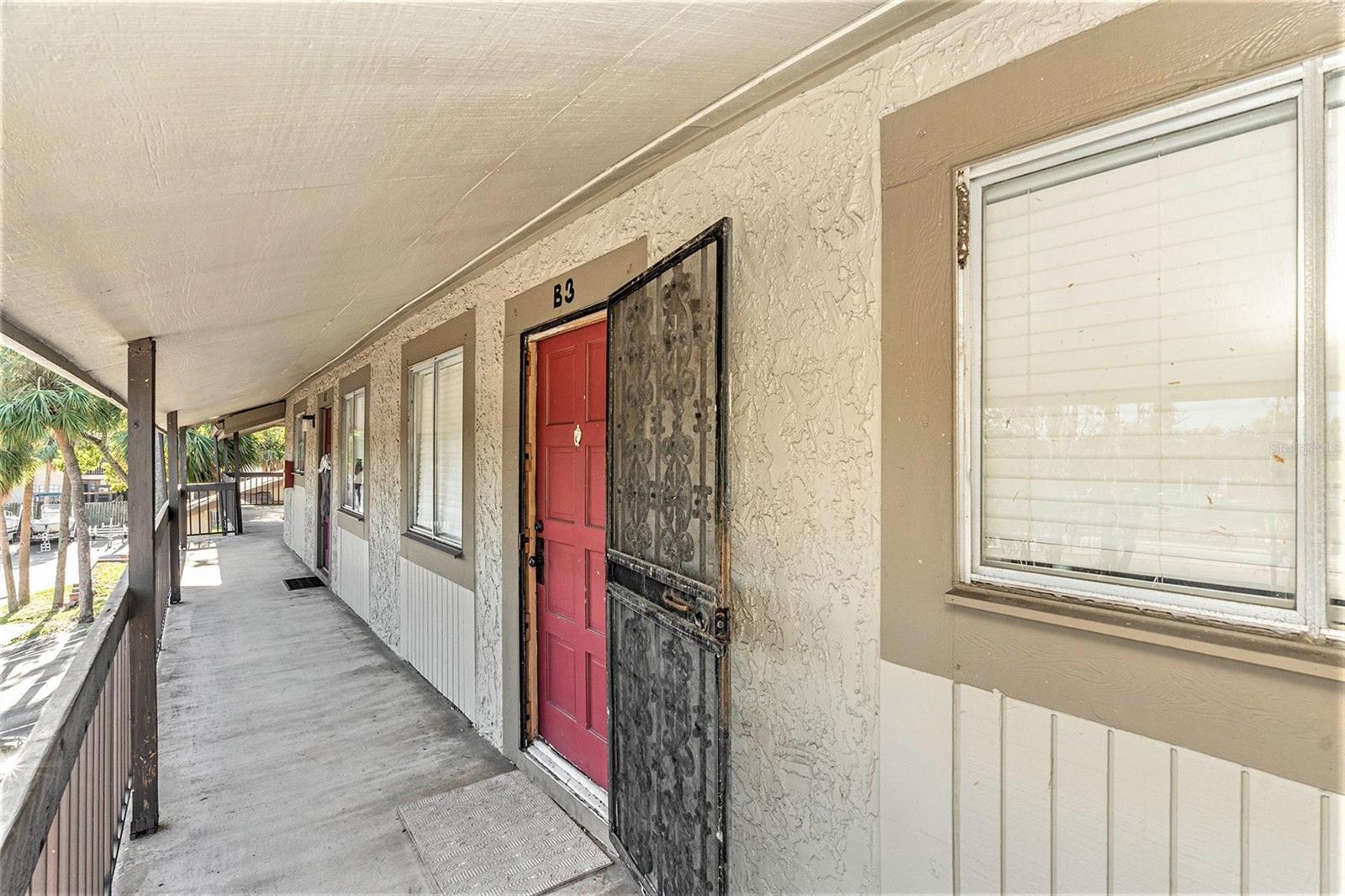 6328 NEWTOWN CIR #28B3, TAMPA, FL, 33615