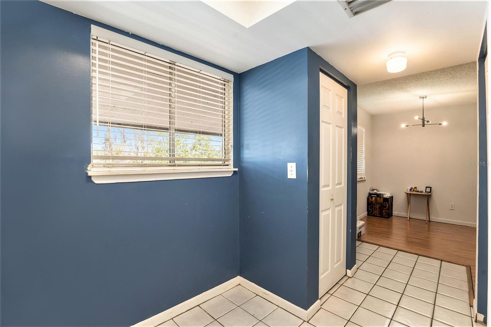 6328 NEWTOWN CIR #28B3, TAMPA, FL, 33615