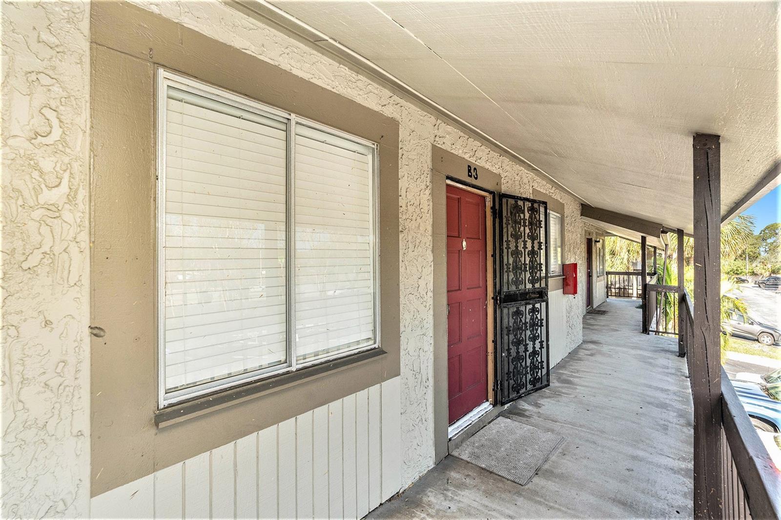 6328 NEWTOWN CIR #28B3, TAMPA, FL, 33615