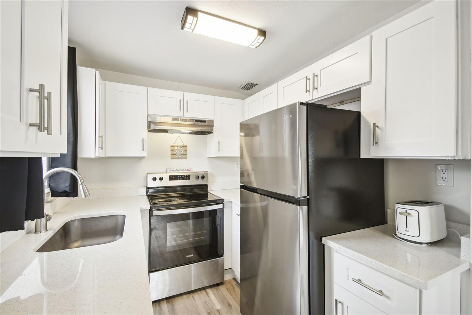 7125 COLFAX DR, PORT RICHEY, FL, 34668