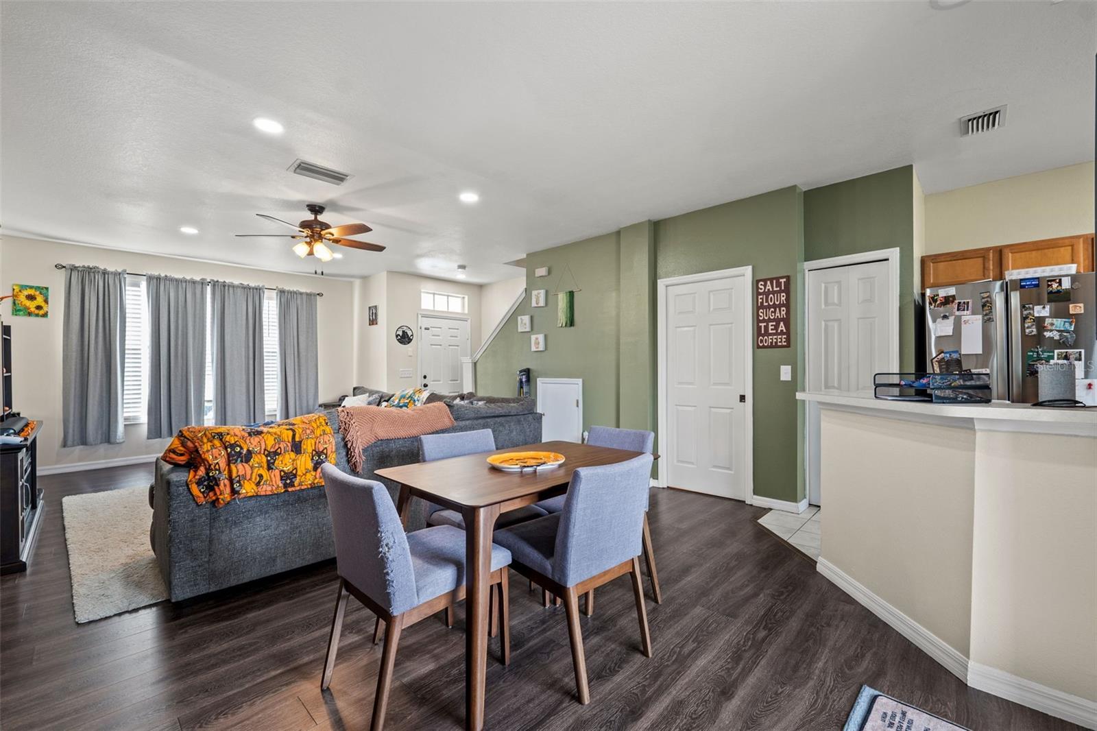 12445 COUNTRY WHITE CIR, TAMPA, FL, 33635