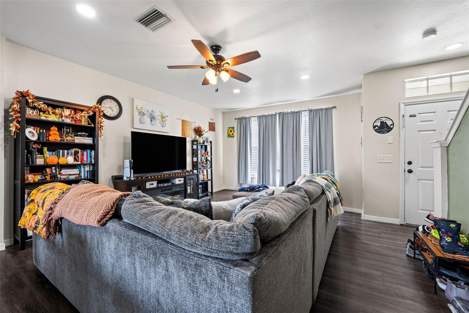 12445 COUNTRY WHITE CIR, TAMPA, FL, 33635