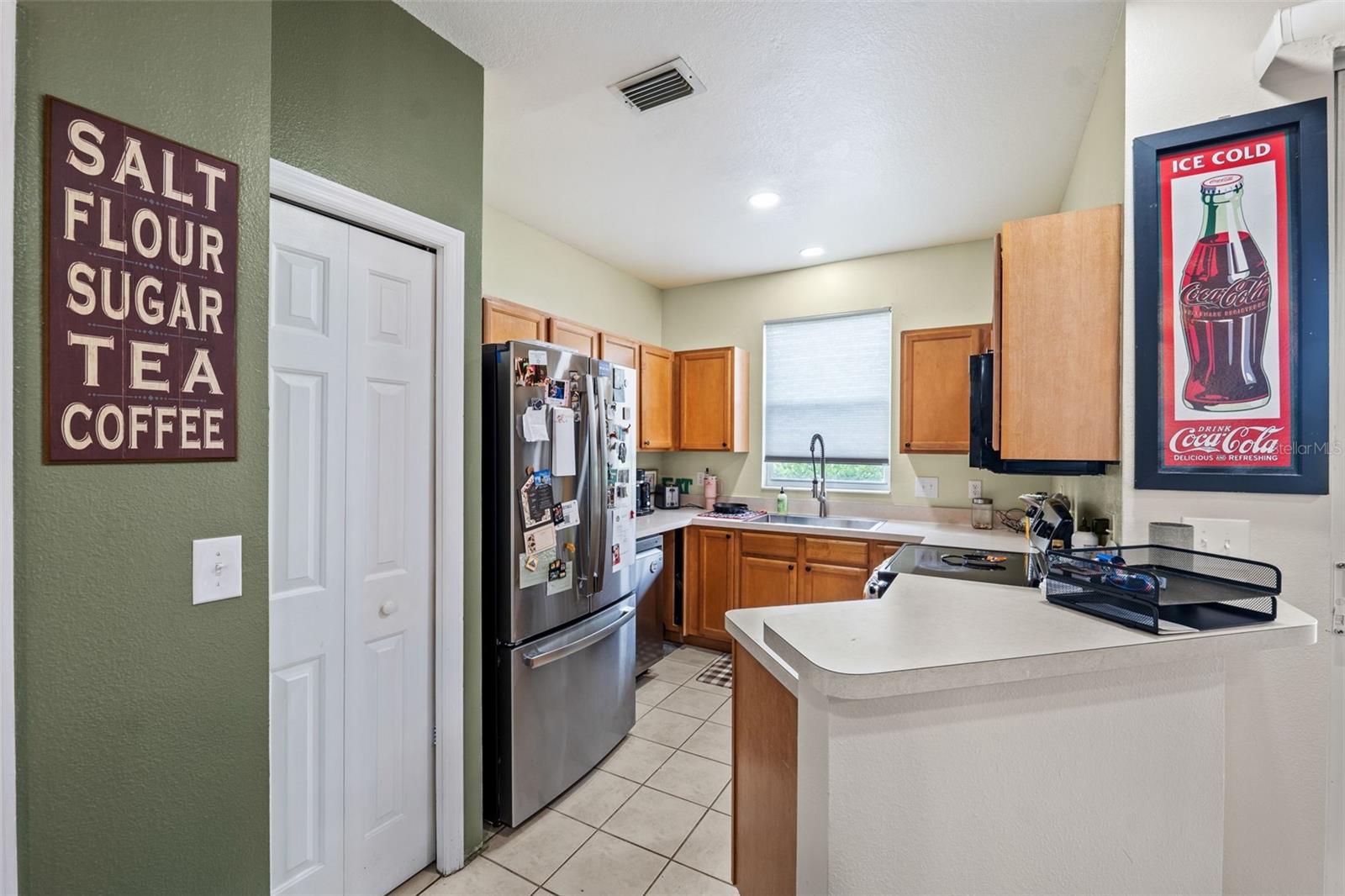 12445 COUNTRY WHITE CIR, TAMPA, FL, 33635