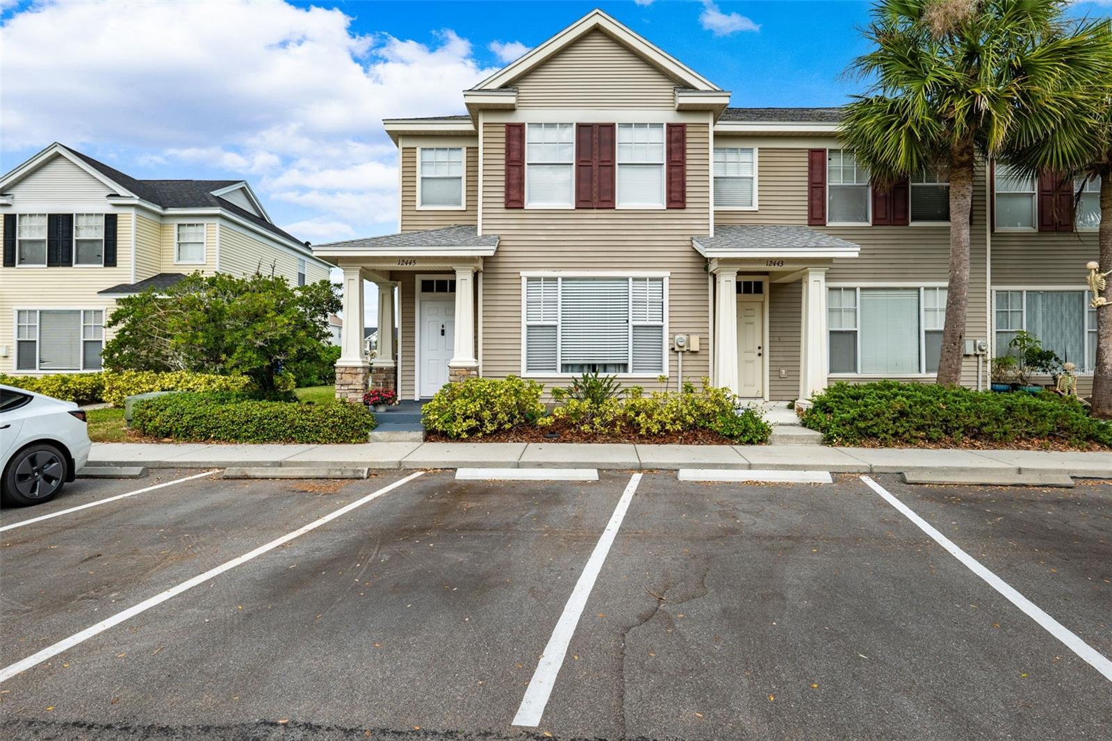 12445 COUNTRY WHITE CIR, TAMPA, FL, 33635
